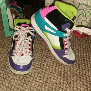 Multicolored DC shoes